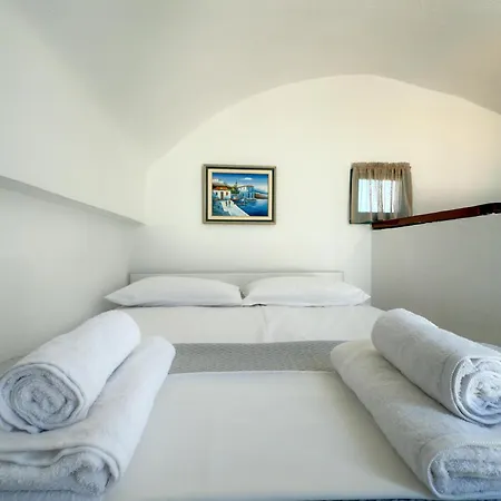 Emerald Seaside In Apartment Pefkochori