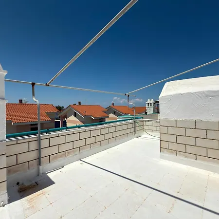 Apartament Emerald Seaside In *