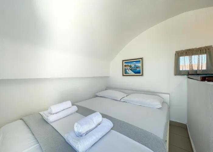 Emerald Seaside In Apartament