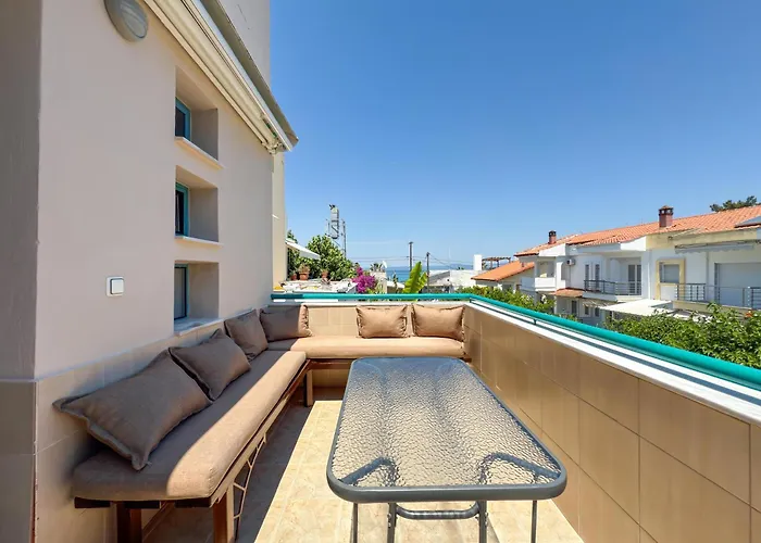 Emerald Seaside In Apartament